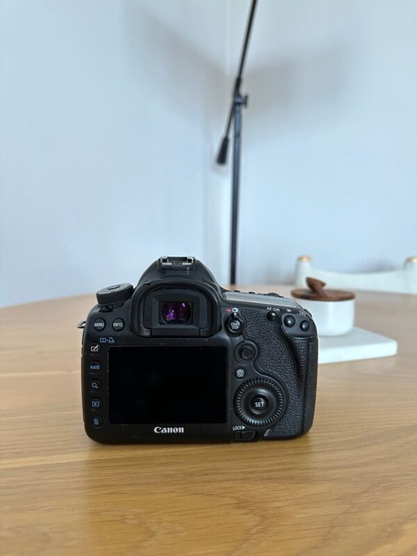 Canon EOS 5d mark iii digital cameras *With Sample Pictures* - Image 3