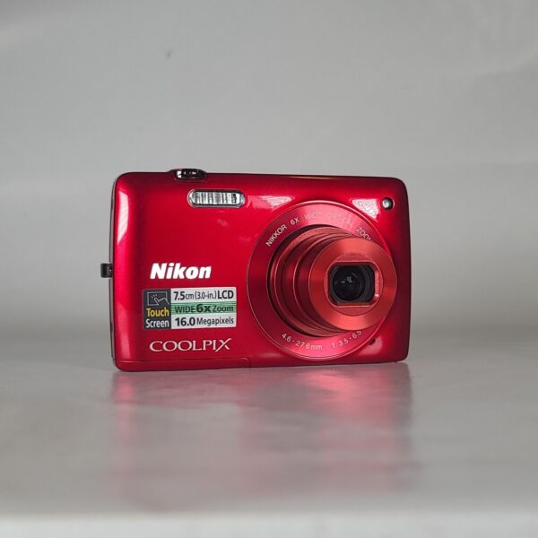 Nikon Coolpix S4200 16MP 6x Digital Camera Red Original Packaging - Excellent