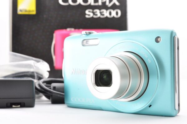 Nikon Coolpix S3300 Mint Green – Near Mint, UNUSED!