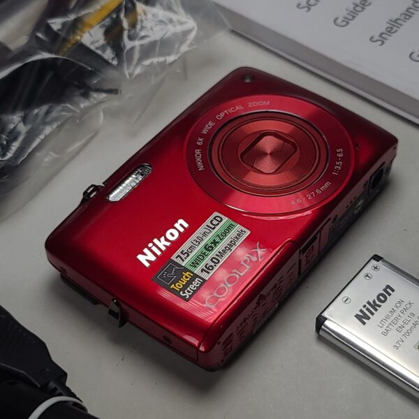 Nikon Coolpix S4200 16MP 6x Digital Camera Red Original Packaging - Excellent - Image 3