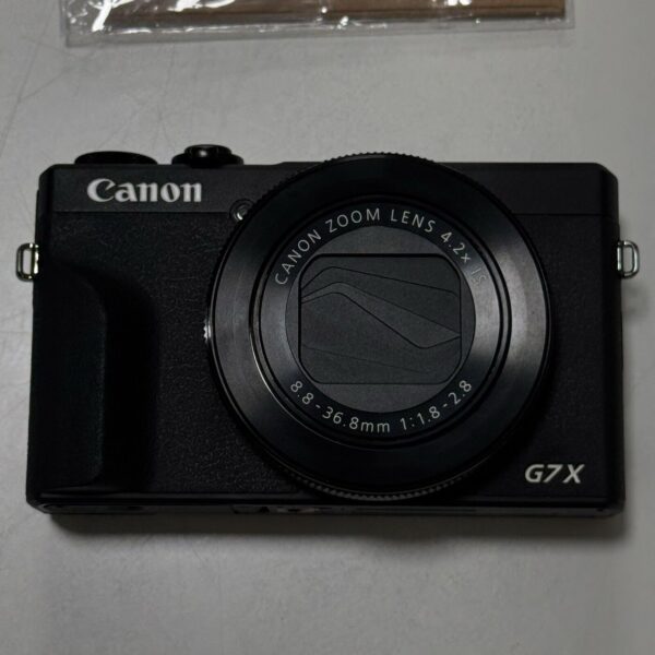 Canon PowerShot G7 X Mark III Bundle – Black - Image 2